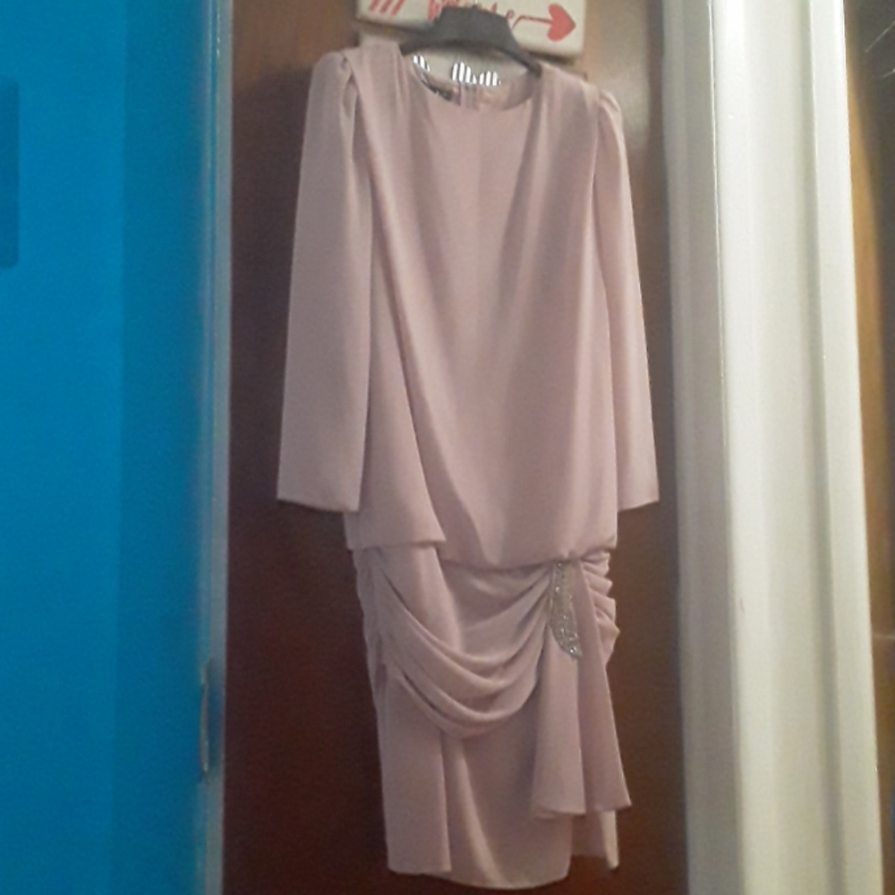 💜Pretty Pink Bejeweled Dress💜 - Picture 12 of 12